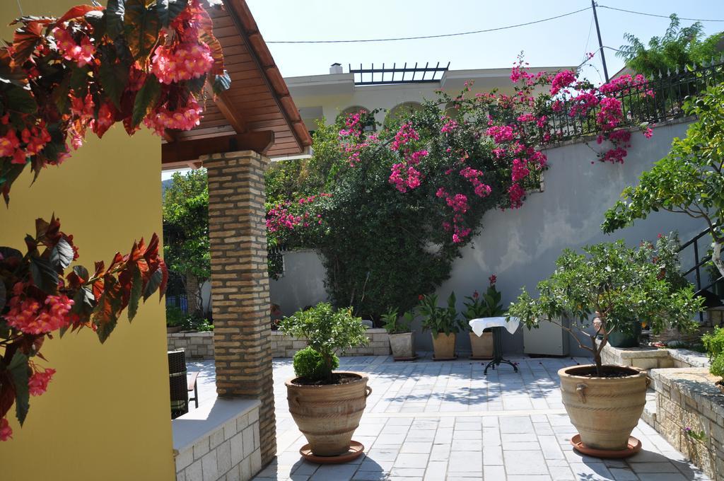Villa Sofia Parga Exterior photo