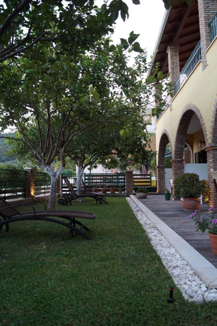 Villa Sofia Parga Exterior photo